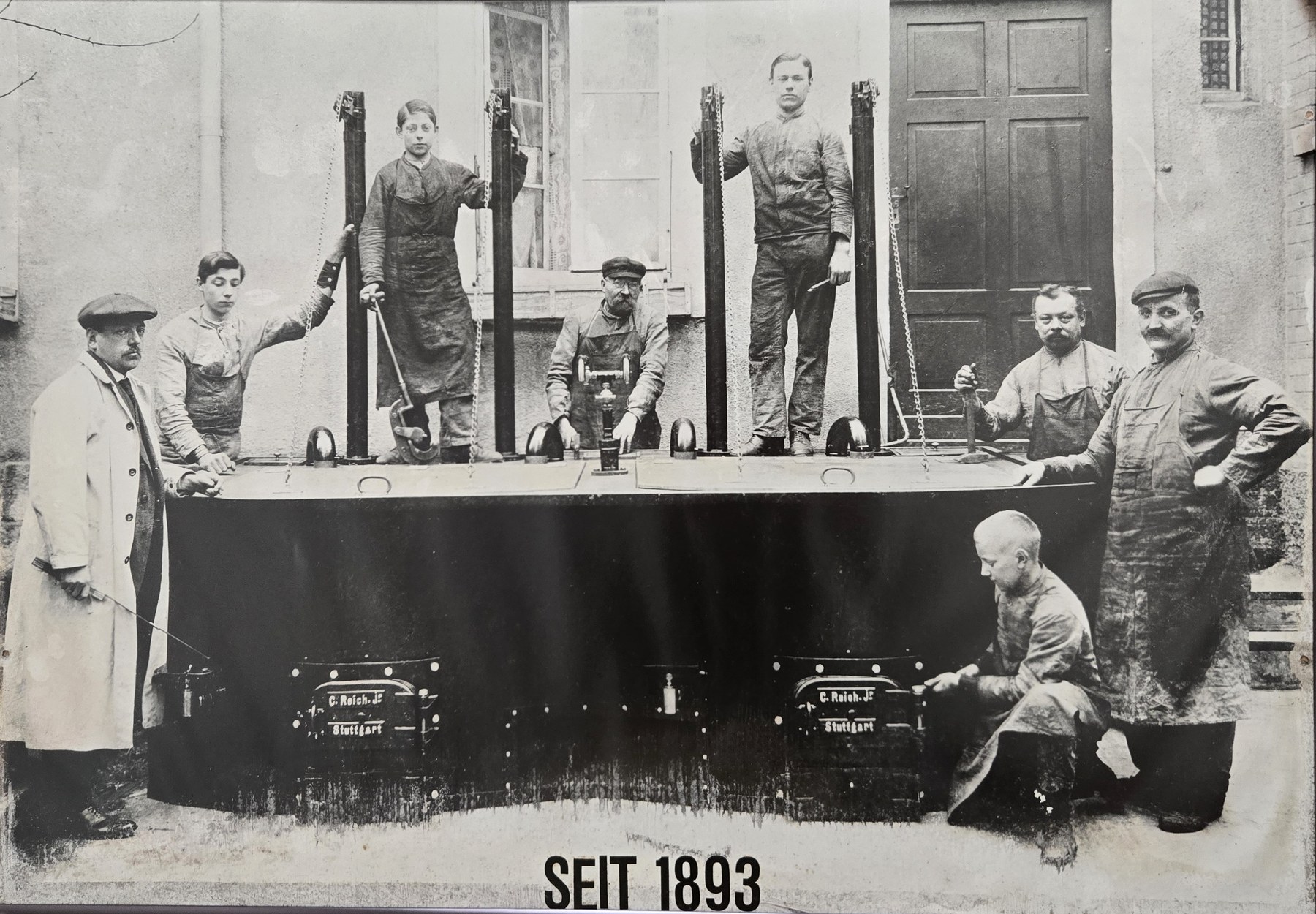 Eugen Reich mit seiner Crew, Stuttgart